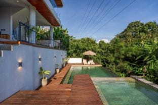 Jungle Breeze Villa by Betterplace  Villa in Kediri