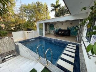 Estrella-2bhk-pool-stargazin-glasroom-ElixirHomes Villa in Lonavla