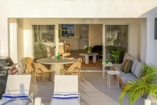 Wadadli Breeze - Laid back island elegance Villa in Saint Mary, Antigua and Barbuda