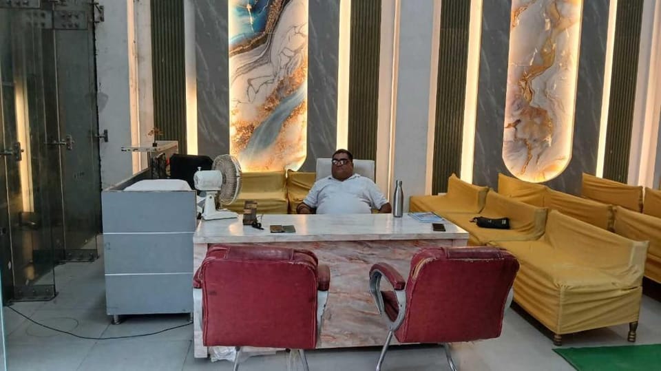 J.R Palace Hotel & Banquet Hotel in Uttarakhand