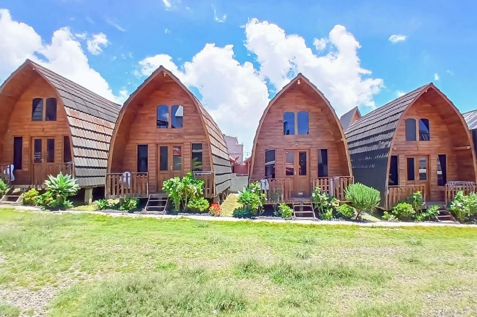 Griya Cabin 2 Dieng Syariah RedPartner Hotel in Indonesia