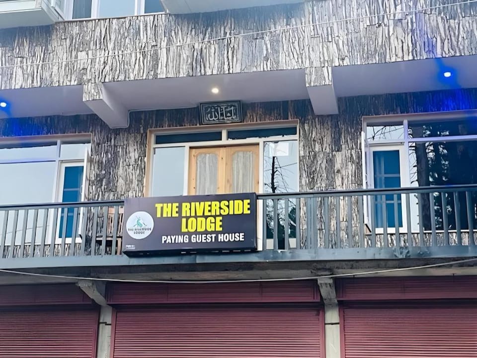 The Riverside Lodge Gulmarg Jammu and Kashmir Hotel in India