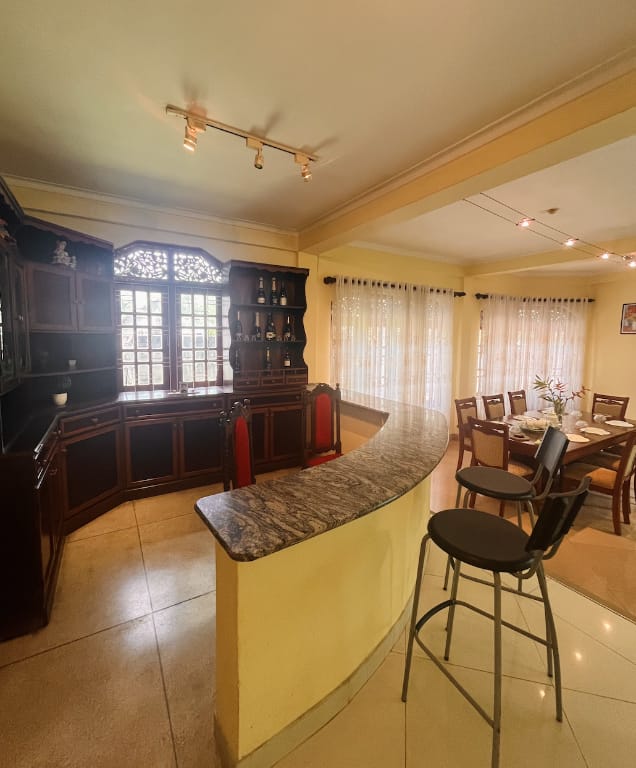 Greenbell Kandy Hotel in Kandy