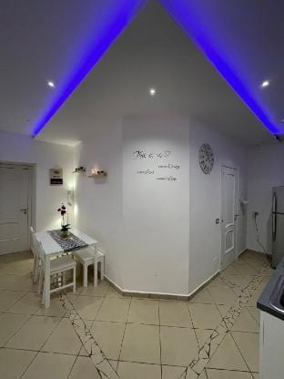 HOME SWEET HOME 
      Bella Napoli Apartment in Naples