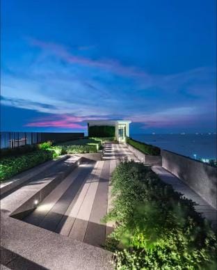 The Base Pattaya center Apartment in Pattaya City
