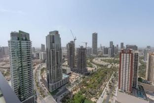 Jumeirah Village Circle for 4 in a Great Location Apartment in Dubai