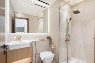 Jumeirah Village Circle for 4 in a Great Location Apartment in Dubai
