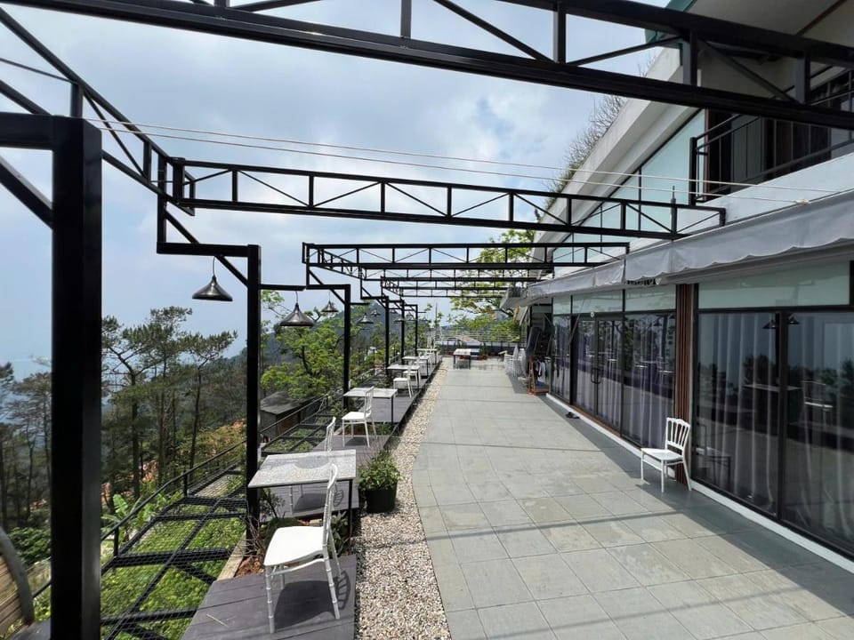 An House, Farm & Trekking Apartment in Laos