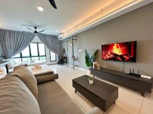 Tulip Residences Studio4Pax NearElmina 12 Apartment in Selangor, Malaysia