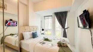 Small Studio Tokyo Riverside PIK 2 By Travelio Apartment in West Java