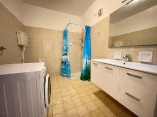 Spacious apartment for six guests Apartment in Porto Santa Margherita