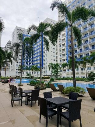 Tower F Sea Residence Apartment in Pasay