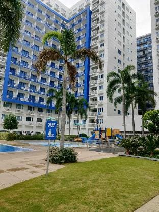 Tower F Sea Residence Apartment in Pasay