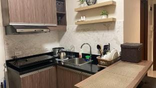 Modern Condo Unit in Mandaluyong Apartment in Pasig