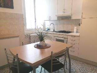 In the Historic Center. Easy for Duomo and Station Apartment in Florence