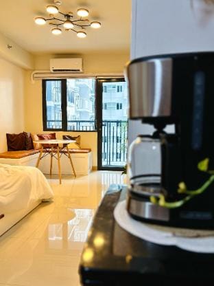 Cozy Camel Condo - SMDC Style Residences Apartment in Iloilo City