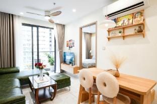 Căn hộ 2 phòng ngủ Vinhomes Grand Park Q9 Apartment in Ho Chi Minh City
