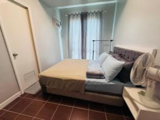 Two Bedroom all Queen-sized Beds near NAIA T3 Apartment in Pasay