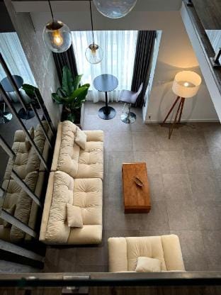 Chic 3BR Penhouse – Phu My Hung D7 Apartment in Ho Chi Minh City
