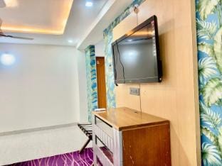 Luxurious 2BHK 604 Apartment in Powai with Balcony Apartment in Thane