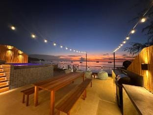 Sairee Beach Penthouse Apartment in Ko Tao
