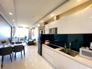 2 bedroom My Khe beach apartment Apartment in Da Nang