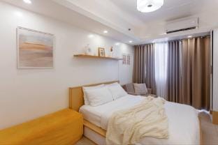 City Condo | Walk to everything Apartment in Pasay