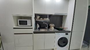 Central City/ unseo subway syation/ Inchen airport Apartment in Gyeonggi-do