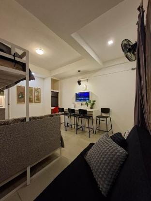 Sunbeam Suite Apartment in Paranaque