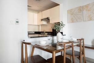Dubai Marina sleeps 3 Very Close to the Beach Apartment in Dubai