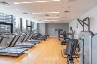 Dubai Marina sleeps 3 Very Close to the Beach Apartment in Dubai