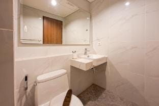 Stylish Studio at The Smith AlamSutera By Travelio Apartment in West Java