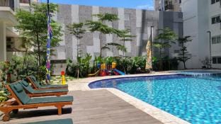 2BR near LRT at Signature Park Grande By Travelio Apartment in South Jakarta City