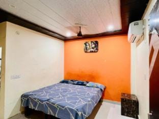 Swastik P Guest Room Apartment in Varanasi