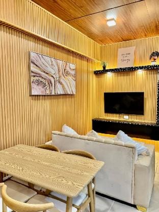 Stylish 2BR Unit @ Verdon Parc, Ecoland Davao City Apartment in Davao City