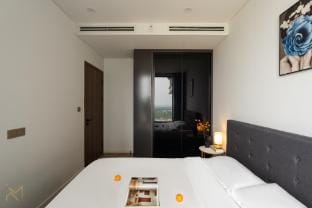 Lumiere Riverside 1BR 5 star Stylish River view Apartment in Ho Chi Minh City