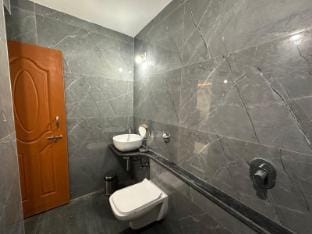 Powai Lake view 1403 | luxury retreat Apartment in Mumbai