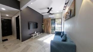 18pax GFloor BEACHFRONT WATERSPORT POOL BBQ Apartment in Port Dickson