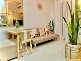 Iloilo Golden houR Getaway | WV Towers Condo Apartment in Iloilo City