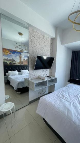 Luxury Apartemen Anderson/Benson PTC By Staycation Apartment in Surabaya