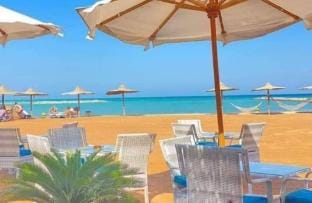 Studio  Side Sea View  Pool  Turtles Beach Chalet in Hurghada
