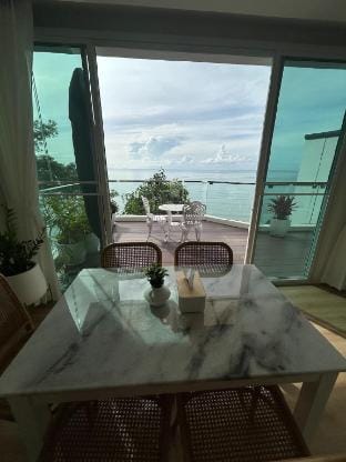 P8 Cliff House Stunning Seaview Vacation rental in Chon Buri Changwat