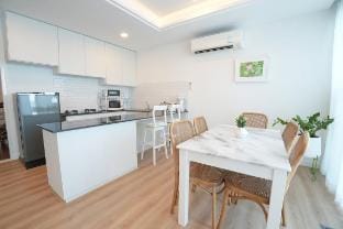 P8 Cliff House Stunning Seaview Vacation rental in Chon Buri Changwat