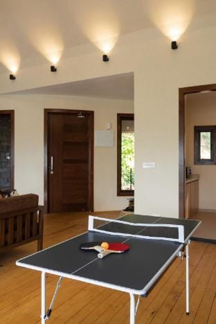 SaffronStays Yahvi, 2BHK Pawna Lakeview Villa Vacation rental in Maharashtra
