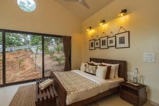 SaffronStays Yahvi, 2BHK Pawna Lakeview Villa Vacation rental in Maharashtra