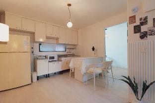 subway walks 4 minutes, Sungsoo, Lotte World Vacation rental in Seoul