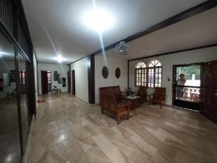 trishuris Guest House Vacation rental in Puerto Princesa
