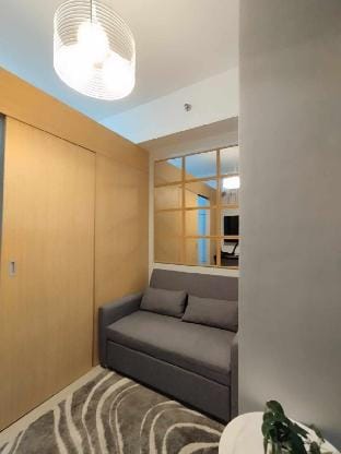 GK's Comfort Suites Vacation rental in Quezon City