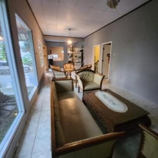 Rumah Bu Tari Vacation rental in West Java