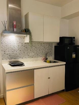 Azure - 1BR| Massage chair,PS4,Kids toys, 2 Beds Vacation rental in Paranaque